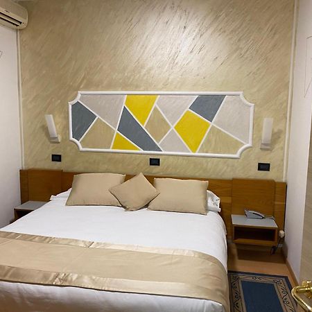 Hotel San Marco Bb Darfo Boario Terme Exterior photo