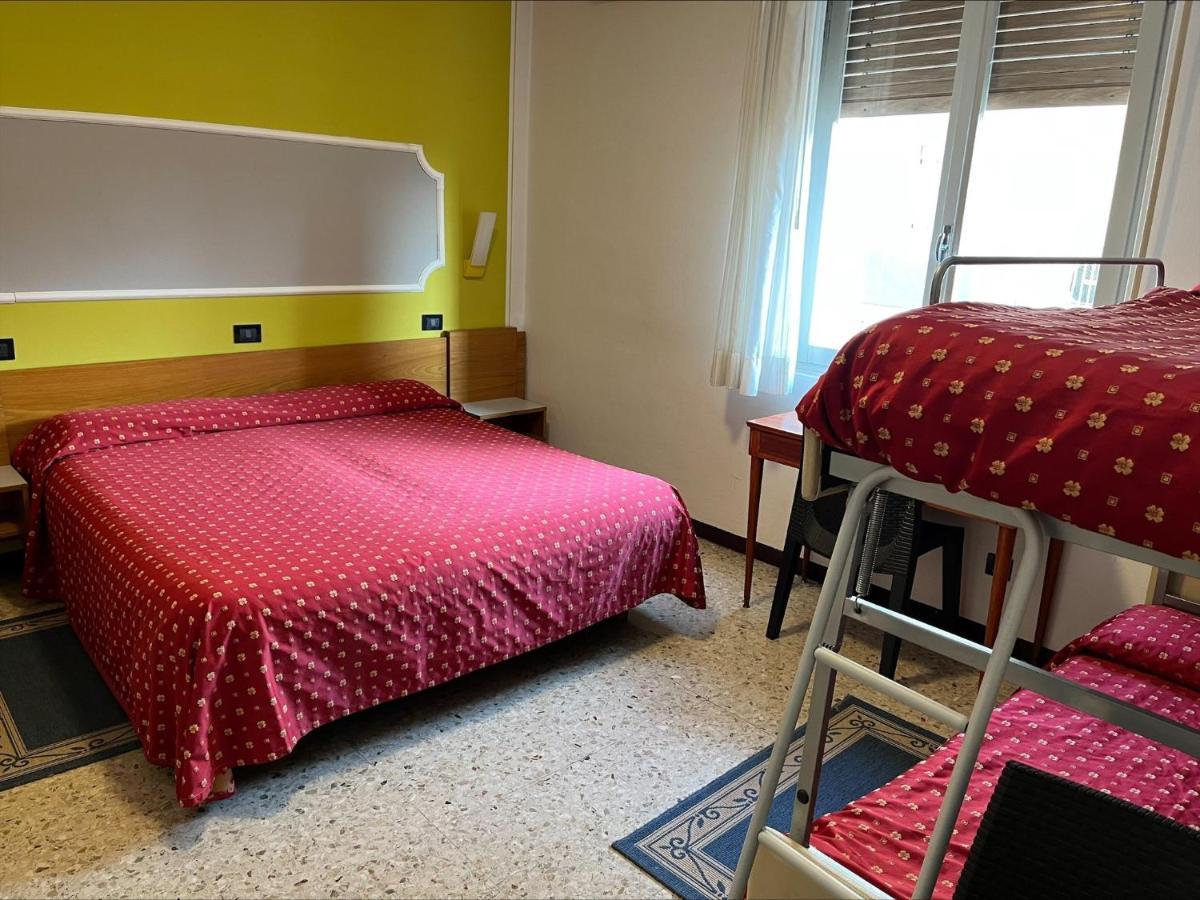 Hotel San Marco Bb Darfo Boario Terme Exterior photo