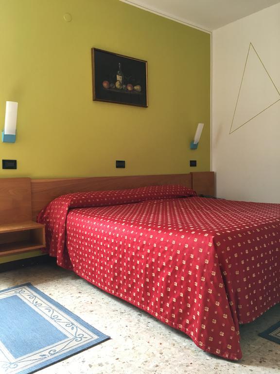 Hotel San Marco Bb Darfo Boario Terme Exterior photo